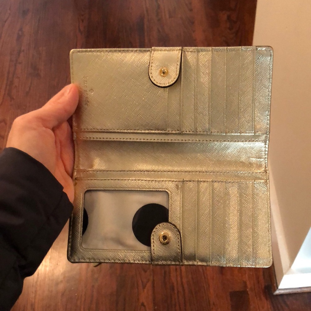 Wallet - Picture 2 of 2